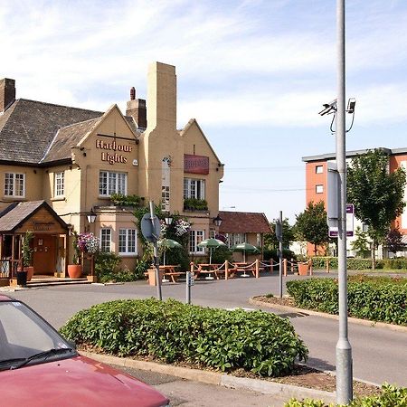 Premier Inn Portsmouth North Harbour Екстер'єр фото